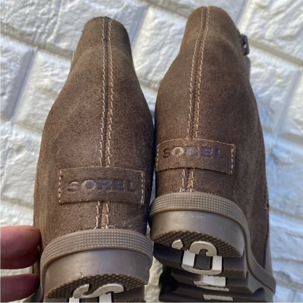Sorel Joan of Arctic Wedge Zip-Up Ankle Boot Suede Leather Waterproof Bootie 9